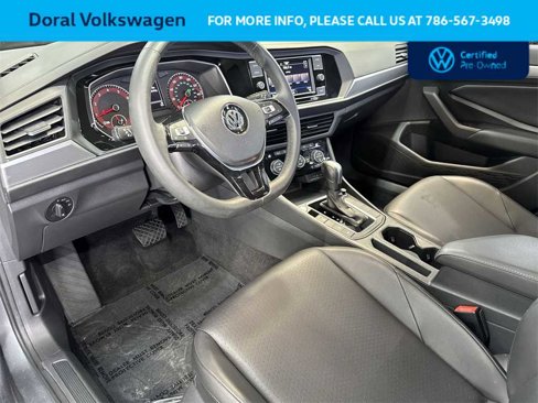 Certified 2020 Volkswagen Jetta SE w/ SE Cold Weather Package image 13