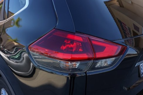 Used 2019 Nissan Rogue SV image 7