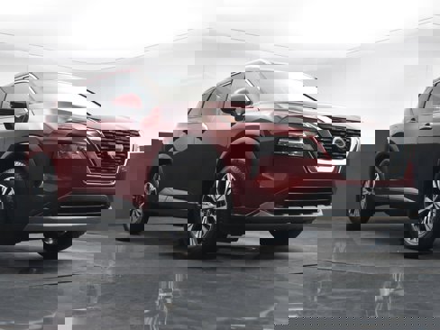 Used 2022 Nissan Rogue SV w/ SV Premium Package image 37