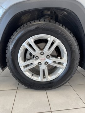 Used 2021 GMC Terrain SLE w/ Driver Convenience Package image 27