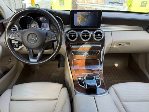 Used 2015 Mercedes-Benz C 300 4MATIC Sedan image 18
