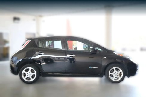 Used 2012 Nissan Leaf SV image 10