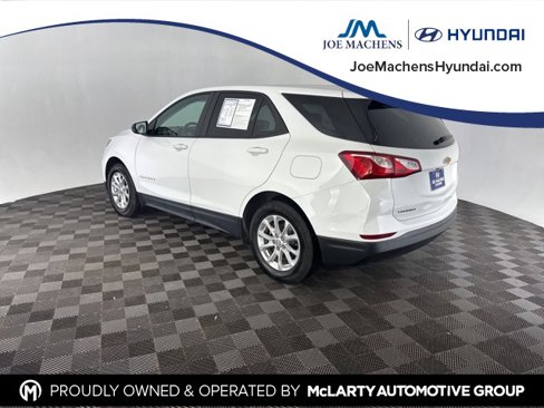 Used 2020 Chevrolet Equinox LS w/ LS Convenience Package image 8