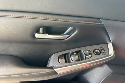 Used 2022 Nissan Sentra SR w/ Electronics Package image 11