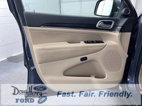 Used 2019 Jeep Grand Cherokee Limited image 34
