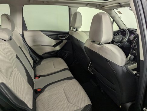 Used 2019 Subaru Forester Premium image 20