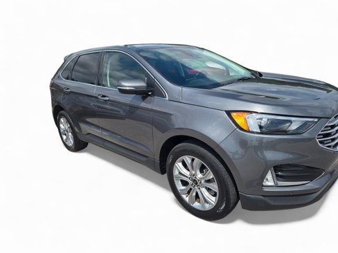 Used 2024 Ford Edge Titanium image 2