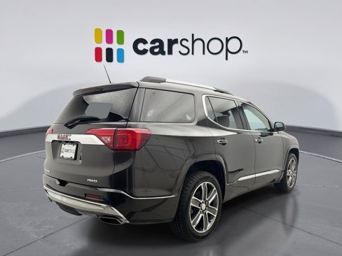 Used 2017 GMC Acadia Denali w/ Technology Package image 5
