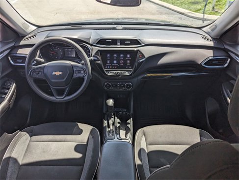 Used 2022 Chevrolet TrailBlazer LT w/ Convenience Package image 9