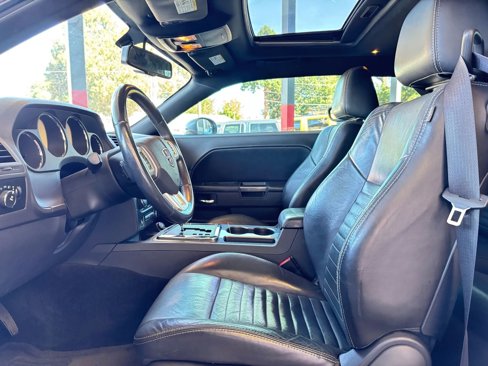 Used 2013 Dodge Challenger SXT Plus image 13