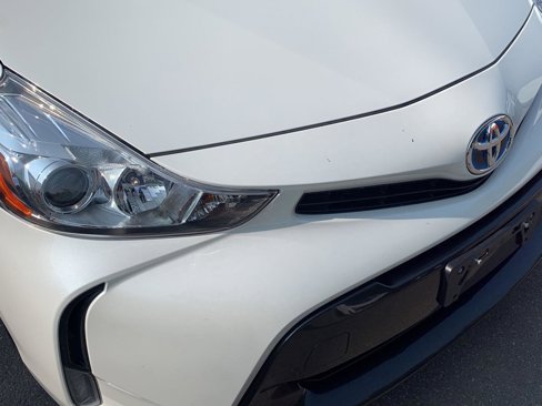 Used 2015 Toyota Prius V Four image 4