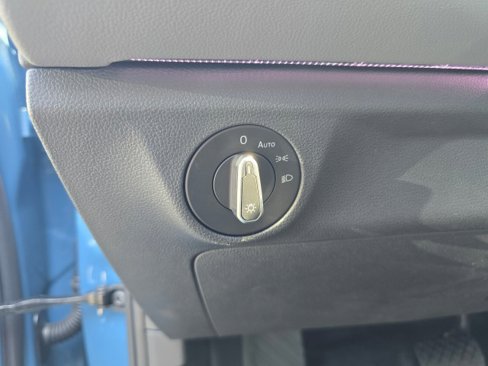 New 2025 Volkswagen Jetta SEL image 29