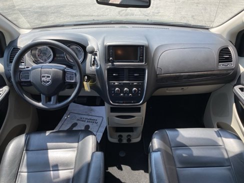 Used 2019 Dodge Grand Caravan SE image 18