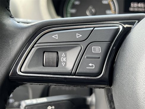 Used 2018 Audi A3 e-tron Premium Plus w/ Premium Plus Package image 19