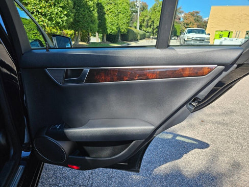 Used 2013 Mercedes-Benz C 300 4MATIC Sedan image 29