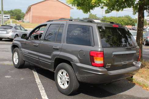 Used 2004 Jeep Grand Cherokee Laredo w/ Cold Weather Group image 8