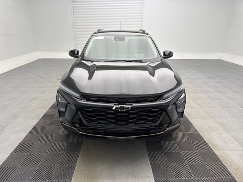 New 2025 Chevrolet Trax ACTIV image 2