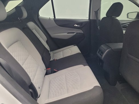 Used 2018 Chevrolet Equinox LS image 19
