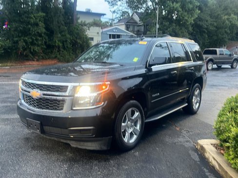 Used 2018 Chevrolet Tahoe LS w/ All-Season Package image 3