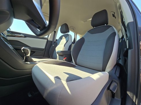 New 2025 Volkswagen Taos S image 23