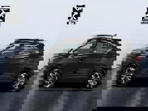 Used 2023 Ford Escape Platinum image 3