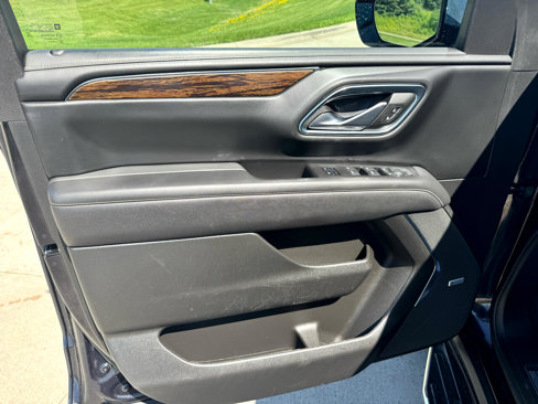Used 2023 Chevrolet Tahoe Premier image 9
