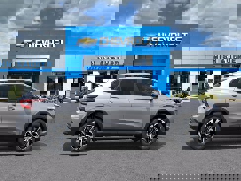 New 2025 Chevrolet Trax RS w/ Driver Confidence Package image 5