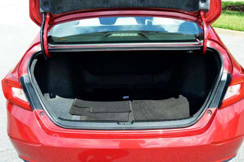 Used 2019 Honda Accord LX image 14