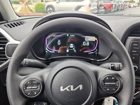 New 2025 Kia Soul LX image 11
