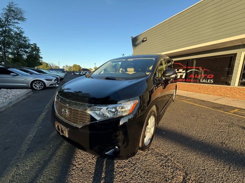 Used 2015 Nissan Quest SL image 1