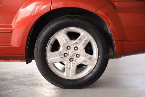 Used 2007 Dodge Caliber SXT image 25