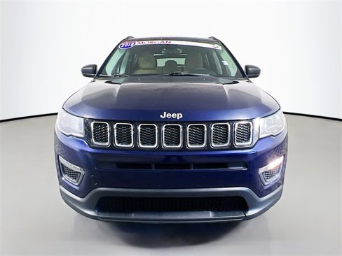 Used 2018 Jeep Compass Sport image 29