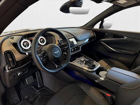 New 2025 Aston Martin DBX 707 image 10