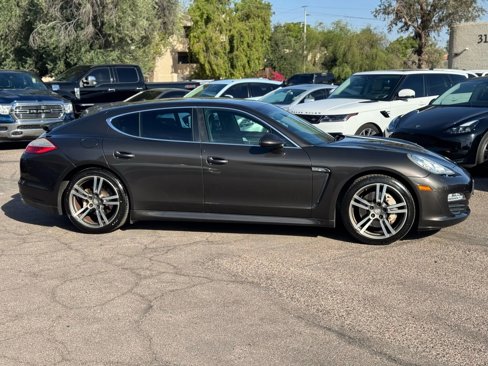 Used 2013 Porsche Panamera S image 2