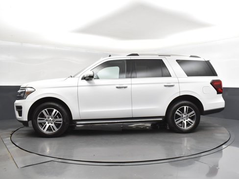 Used 2023 Ford Expedition Limited image 4