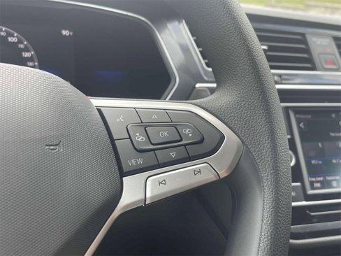 Certified 2022 Volkswagen Tiguan S image 21