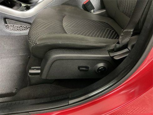 Used 2020 Dodge Journey SE w/ SE Popular Equipment Group image 18