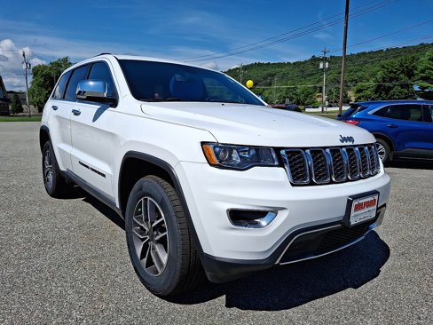 Used 2022 Jeep Grand Cherokee Limited image 2