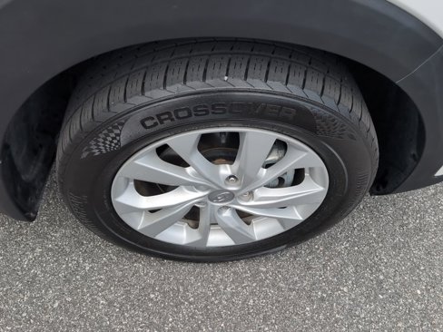 Used 2020 Hyundai Tucson SE w/ Cargo Package image 8