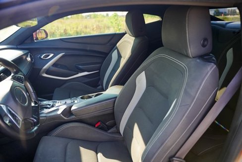 Used 2016 Chevrolet Camaro LT image 8