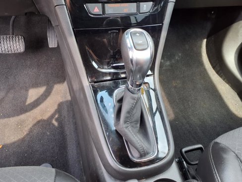 Used 2020 Buick Encore Preferred w/ Safety Package image 29