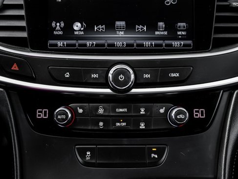 Used 2017 Buick LaCrosse Essence image 22