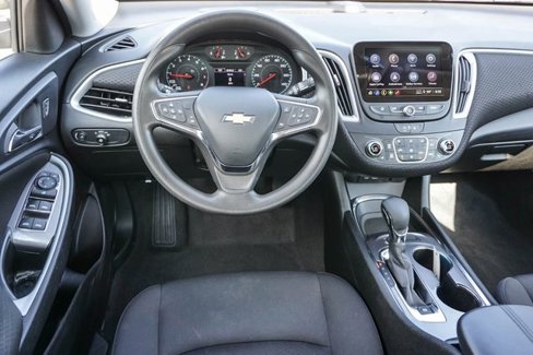 Used 2023 Chevrolet Malibu LT image 15
