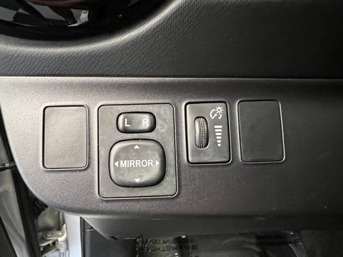 Used 2016 Toyota Prius C Two image 21
