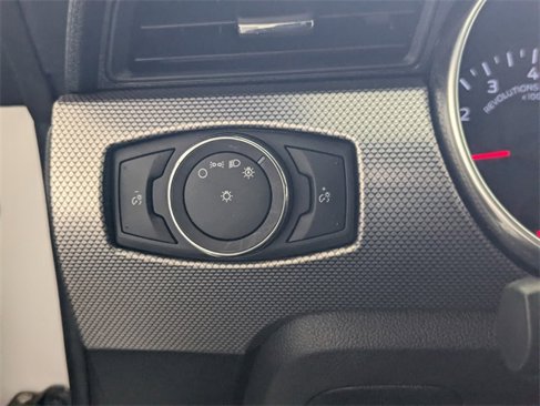 Used 2019 Ford Mustang Coupe w/ Equipment Group 101A image 26