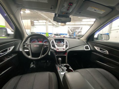 Used 2016 GMC Terrain SLE image 27