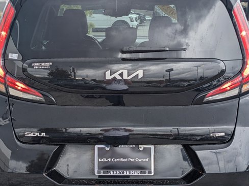 Certified 2023 Kia Soul GT-Line image 13