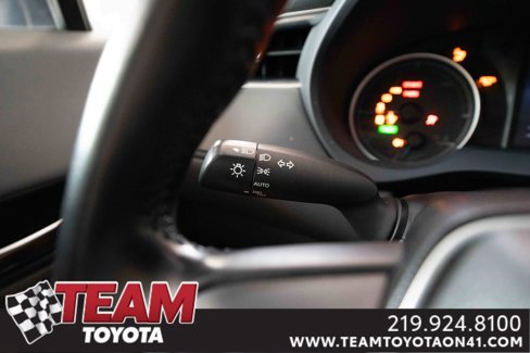 Used 2021 Toyota Venza LE image 13