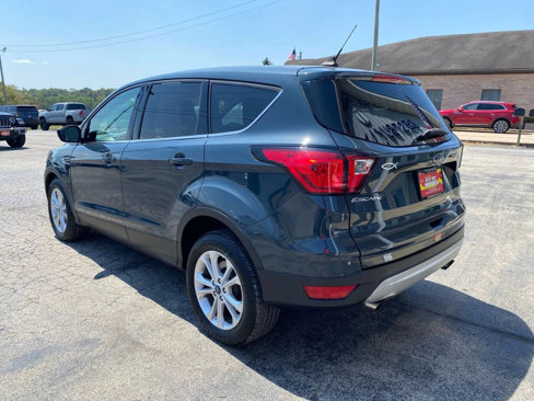 Used 2019 Ford Escape SE image 5