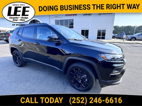 New 2026 Jeep Compass Latitude image 1